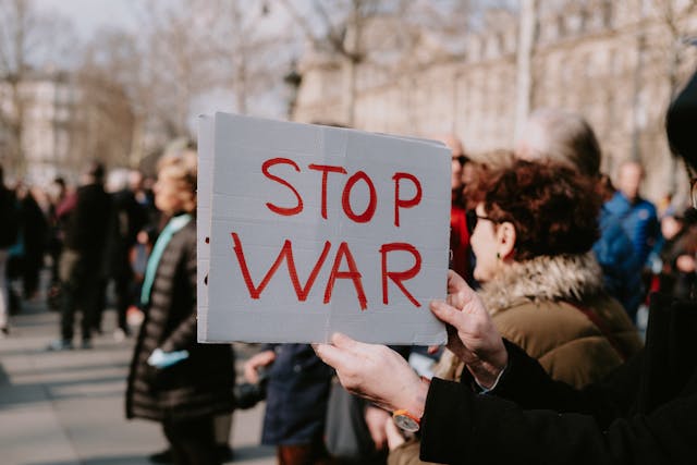 En contra dels conflictes internacionals