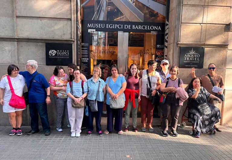 Descobrint el Museu Egipci de Barcelona amb amics